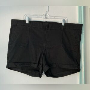 Torrid Black Women's Bermudas Sz 24